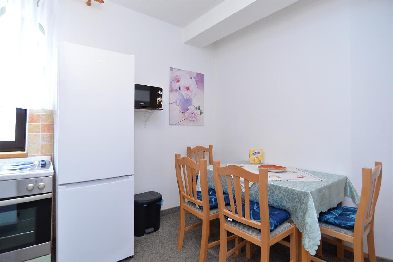 Apartments Anka 1223 Peroj Bagian luar foto