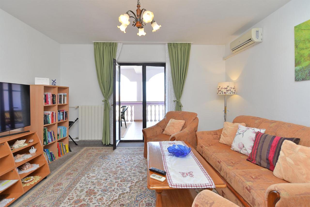 Apartments Anka 1223 Peroj Bagian luar foto