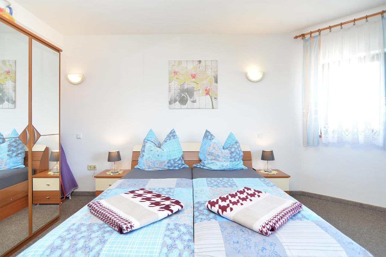 Apartments Anka 1223 Peroj Bagian luar foto
