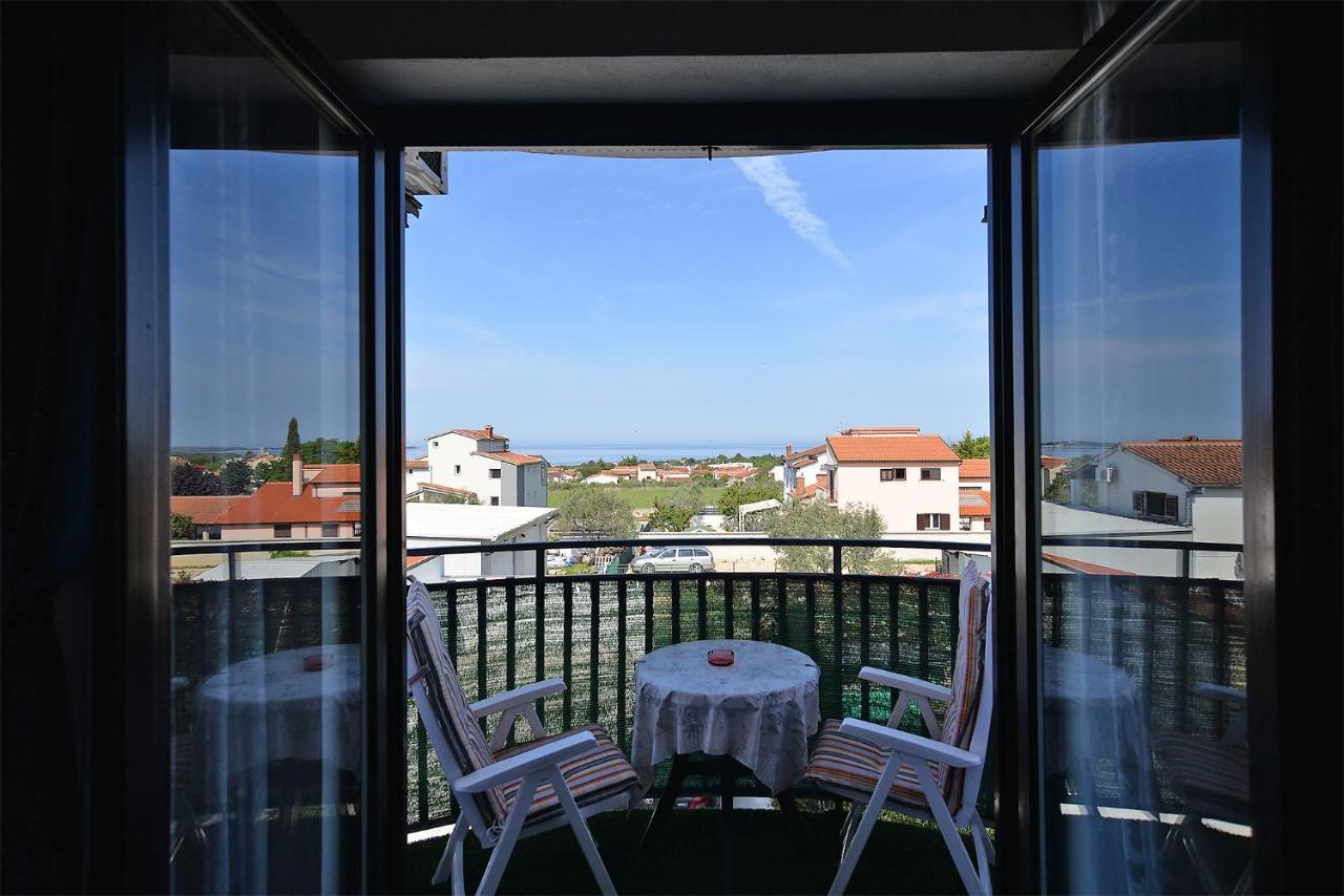 Apartments Anka 1223 Peroj Bagian luar foto