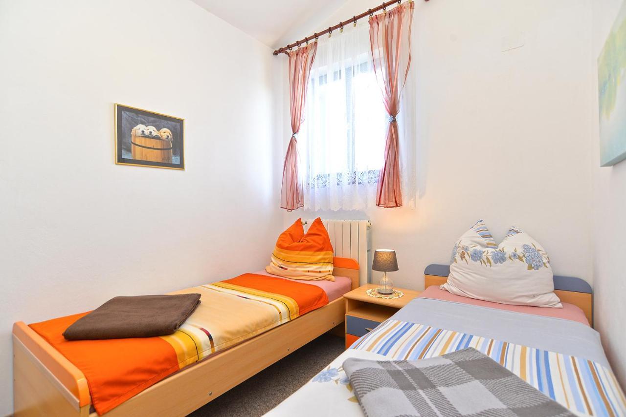 Apartments Anka 1223 Peroj Bagian luar foto